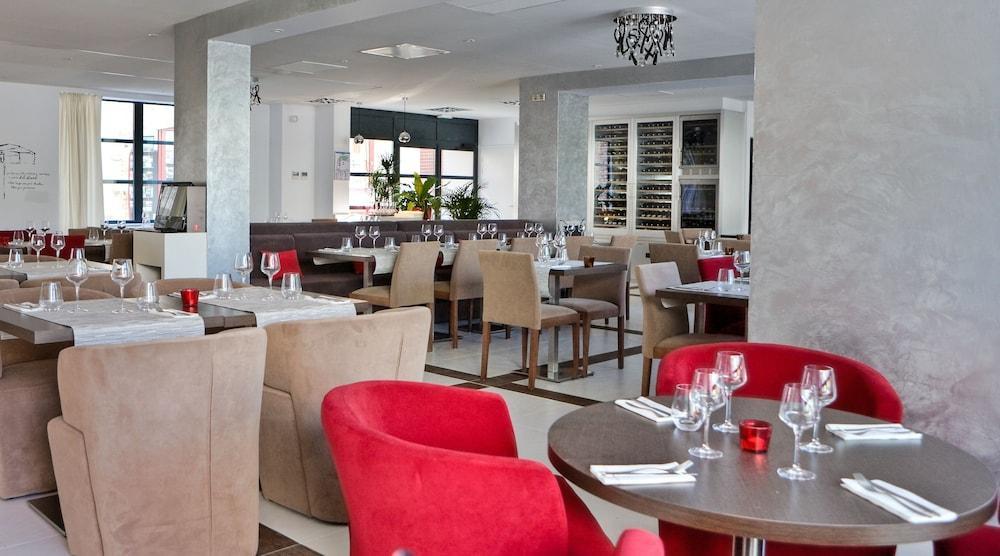 Hotel Western Saint Antoine Hotel&spa 4*