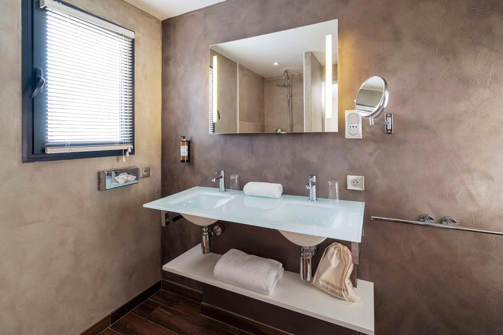 Western Saint Antoine Hotel&spa Hotel